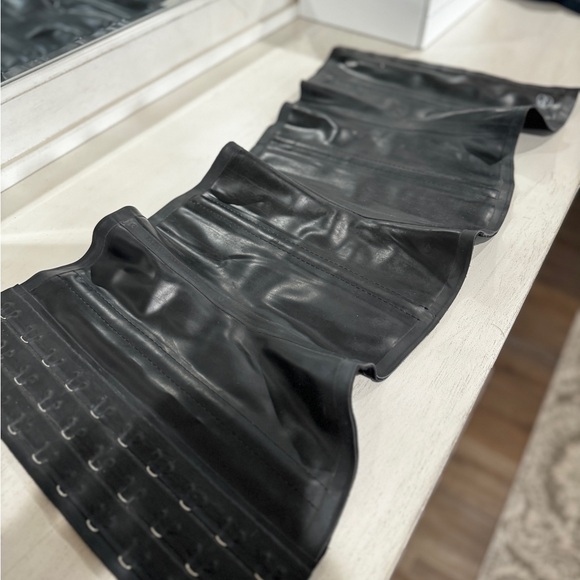 Angel Curves 3 Hook Extreme Waist Trainer - Picture 6 of 11